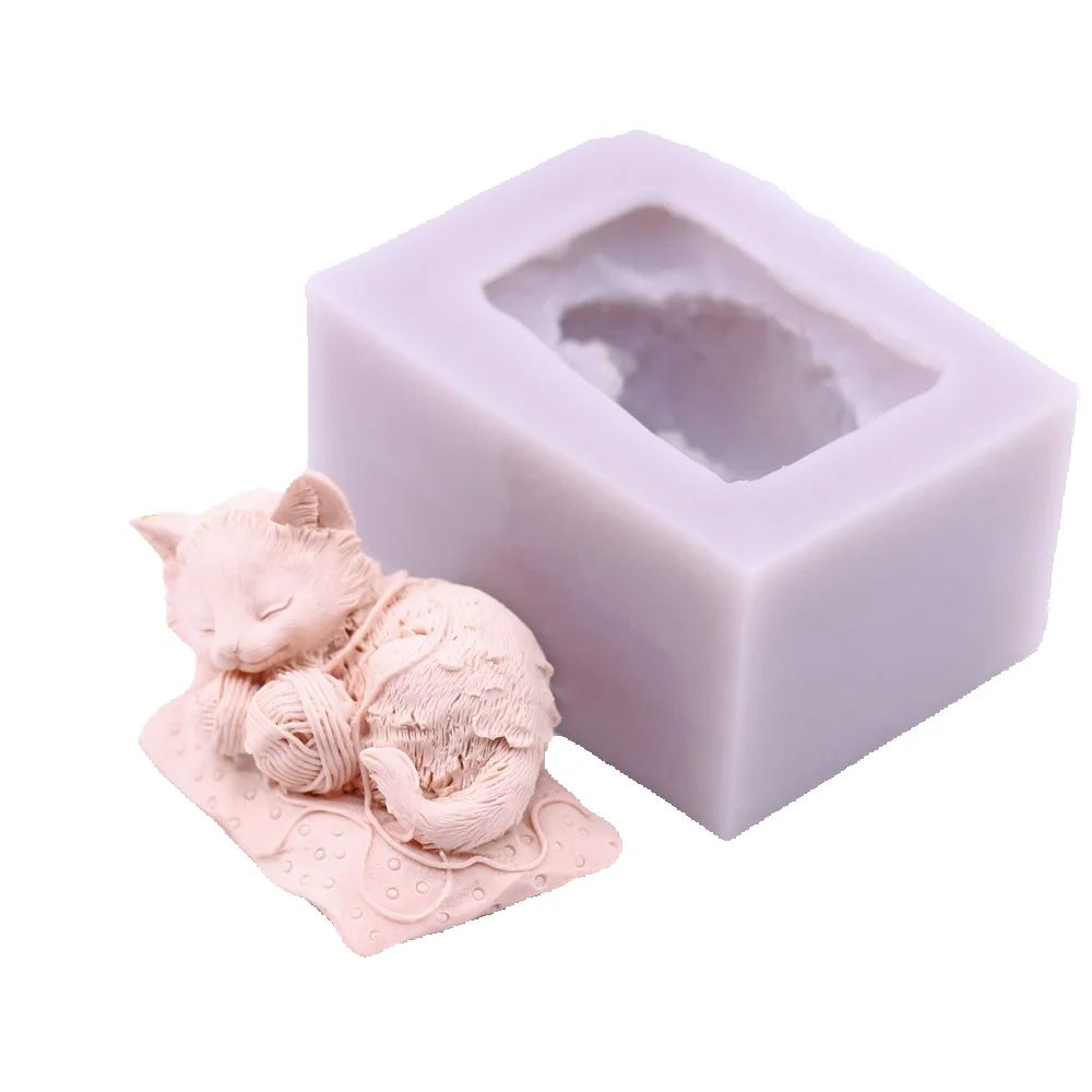 Candle Making Yarn - 3D Cat Playing with Yarn Ball